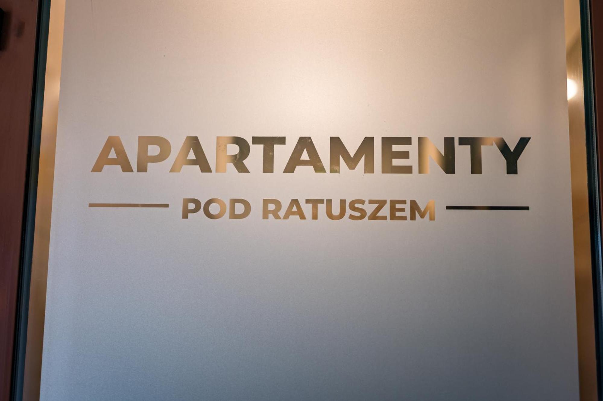 Pod Ratuszem Daire Rzeszow Dış mekan fotoğraf
